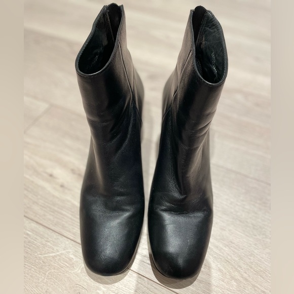 Stuart Weitzman Bacari Bootie Block Heel Napa Leather - Picture 6 of 12